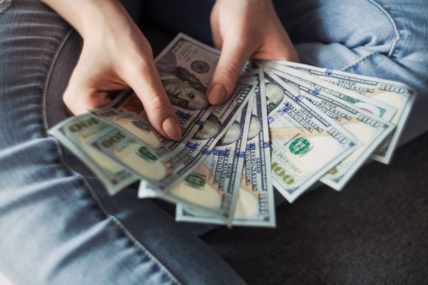 Quel est le salaire moyen d'un professionnel des énergies renouvelables ?